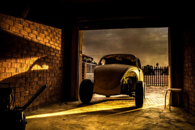 carrosserie-LE CANNET-min_car_garage_volkswagen_sunset_vw_beetle-81658